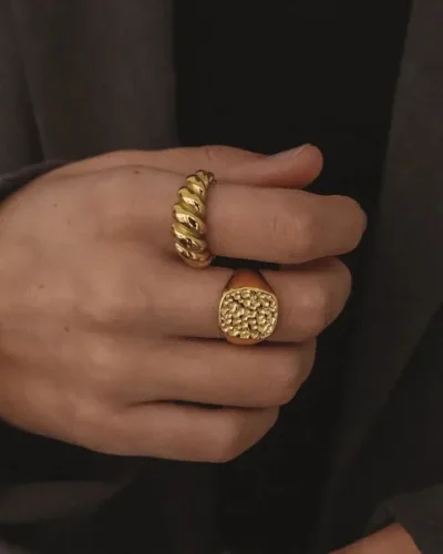 Rintage 18-karat guldbelagt stor ring.